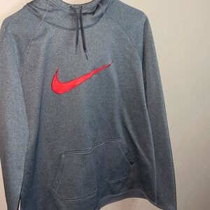 New thin Nike hoodie size xl but fits like a large